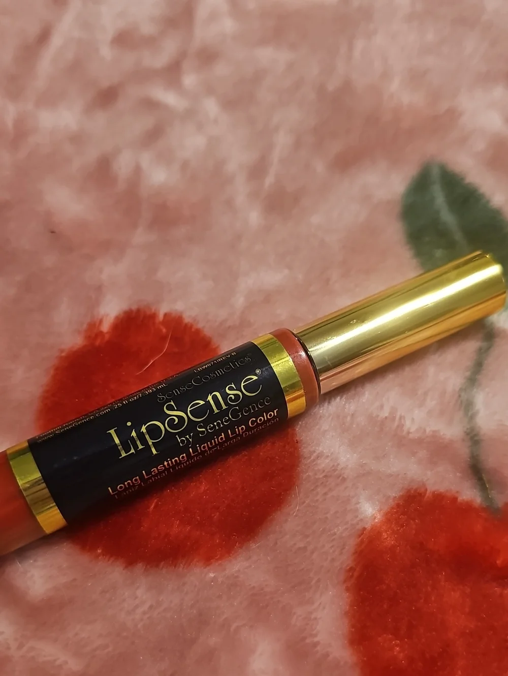 LipSense Liquid Lip Color by SeneGence – Vibrant Red